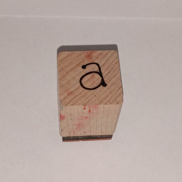 🎯 10 for $10 / Scrapbooking Stamp Lower Case "a" Mounted Rubber Stamp - Picture 1 of 2